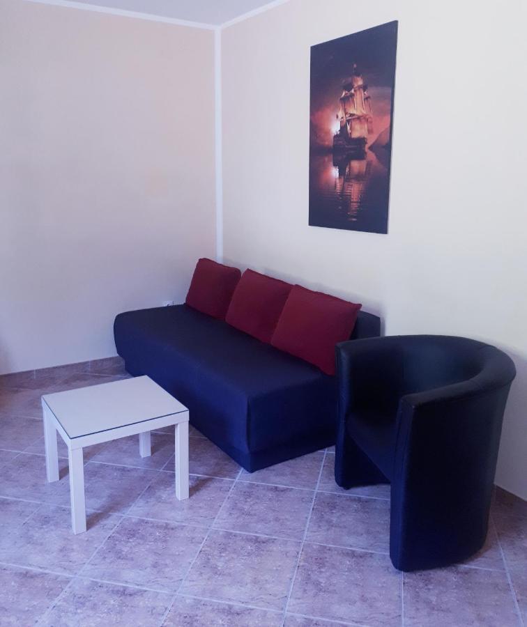 Apartment Dubrava 티바트 외부 사진
